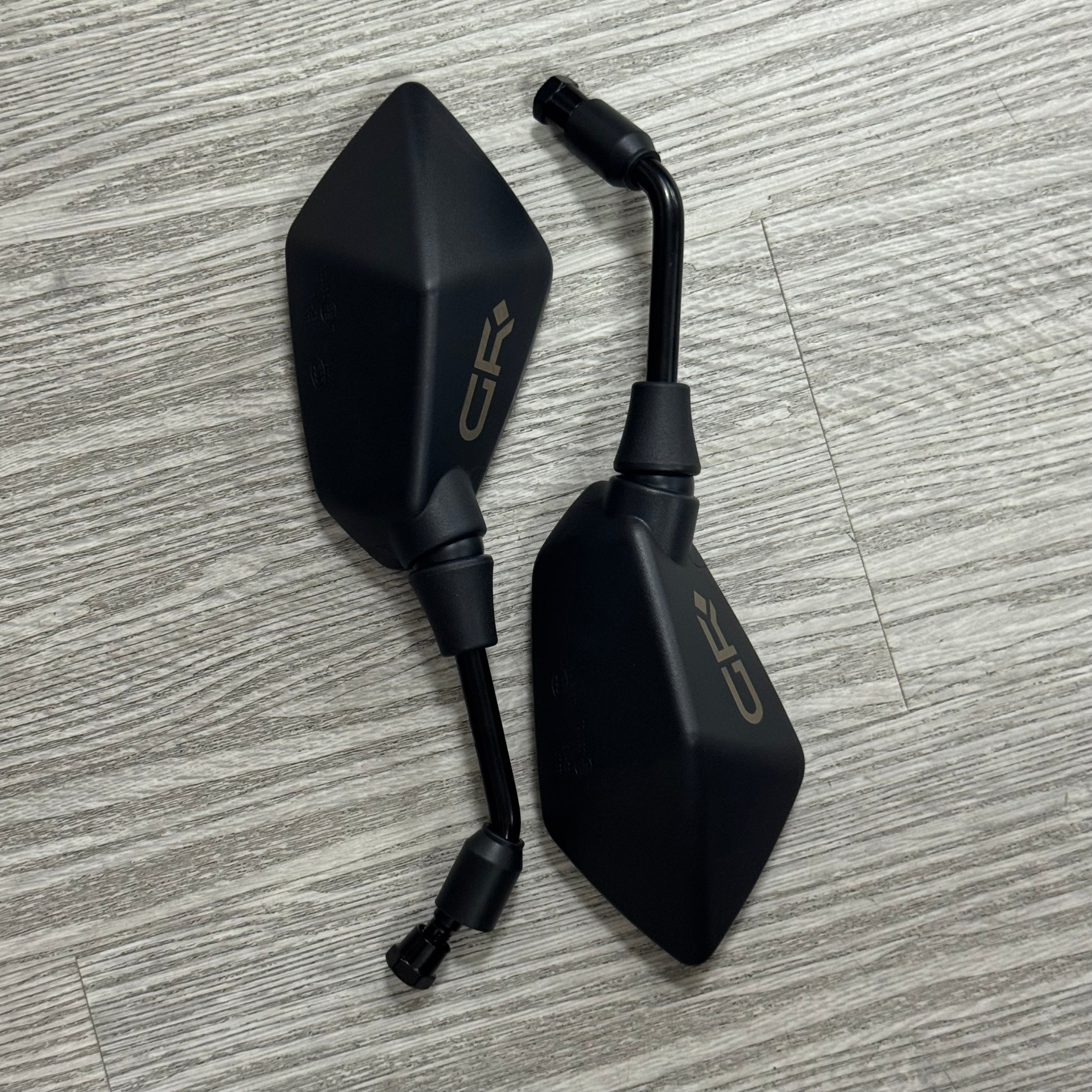 Espejos de motocicleta GR - Espejos retrovisores laterales para manillar con tornillo M8 M10 - Se adapta a bicicletas, scooters, ATV, UTV, motos de cross