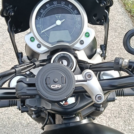 Why Riders Are Switching to a Motorcycle Handlebar Mount with Locking Systems