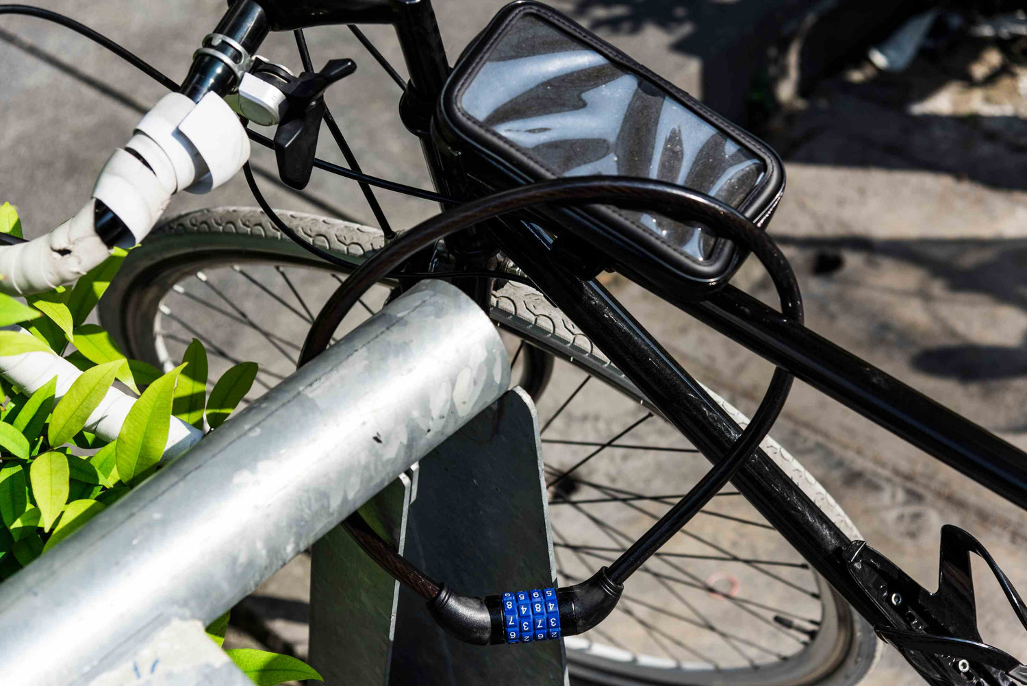Are Magnetic Bicycle Handlebar Mounts the Future of Urban Cycling