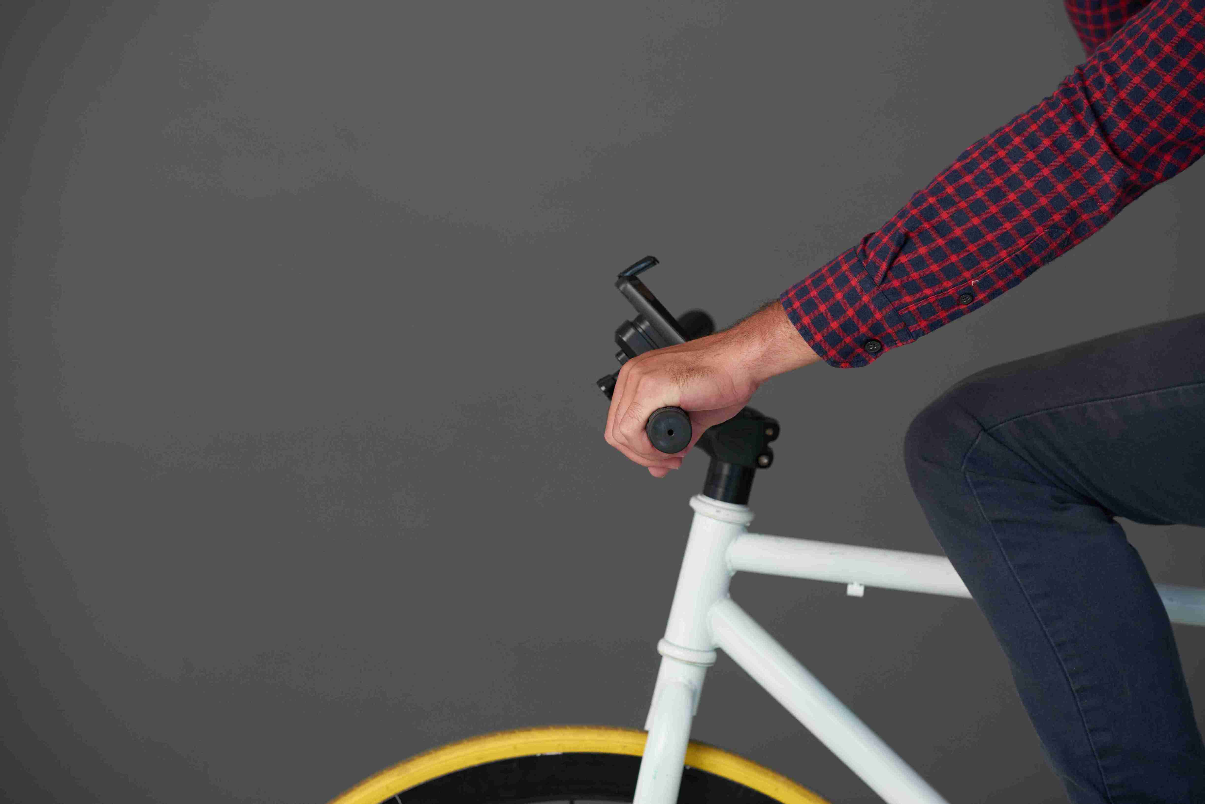 Top 10 Bicycle Handlebar Mounts for Secure Phone & GPS Tracking in 2025